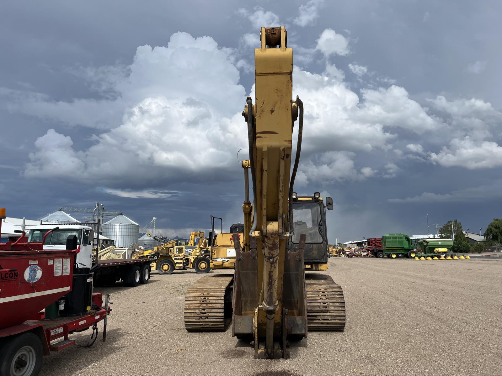 ./imagenes/INVOICE/2019/18208/CAT 330L (5).JPG